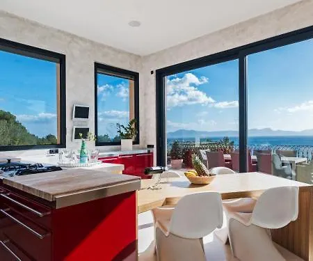 Villa Ca Na Bruixa,con Piscina Y Vista Al Mar