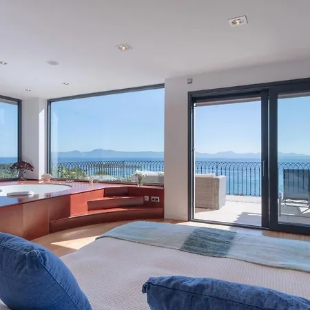 Ca Na Bruixa,con Piscina Y Vista Al Mar וילה